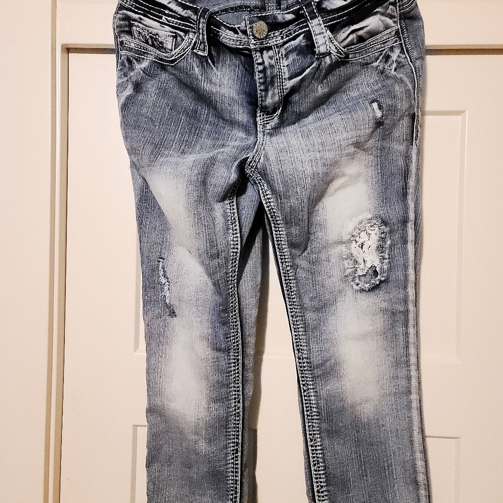 Hydraulic size 16 crop jeans